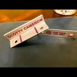Scotty Cameron Circle T Golf Practice Putting